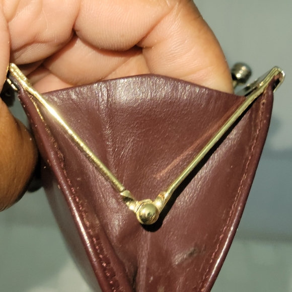 Etienne Aigner Vintage Burgundy Authentic Coin Purse - Picture 11 of 12